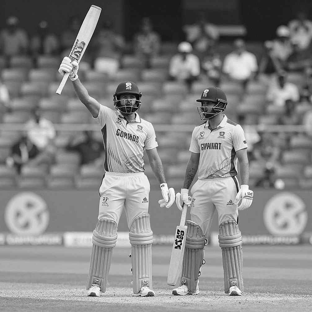অস্ট্রেলিয়া যেদিন পড়ল, খুলনার স্ক্রিন কাঁপল: আফগান সেমিফাইনাল যেভাবে লকার রুমের হিসাব বদলে দিল